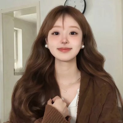 泳池怪诞